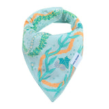 Coco Moon Lei Stand Bib